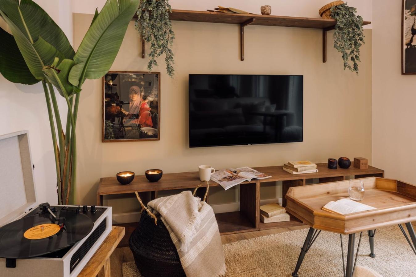 Medan - 1 Bedroom And Parking In Santo Antonio * Lisboa